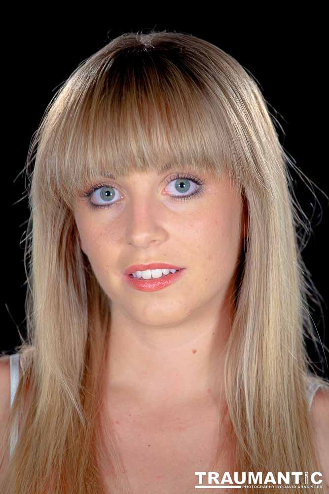 I met T'Lane through a session I shot for a friend of hers on Manhattan Beach. She was absolutely gorgeous and I was thrilled that she agreed to shoot with me.